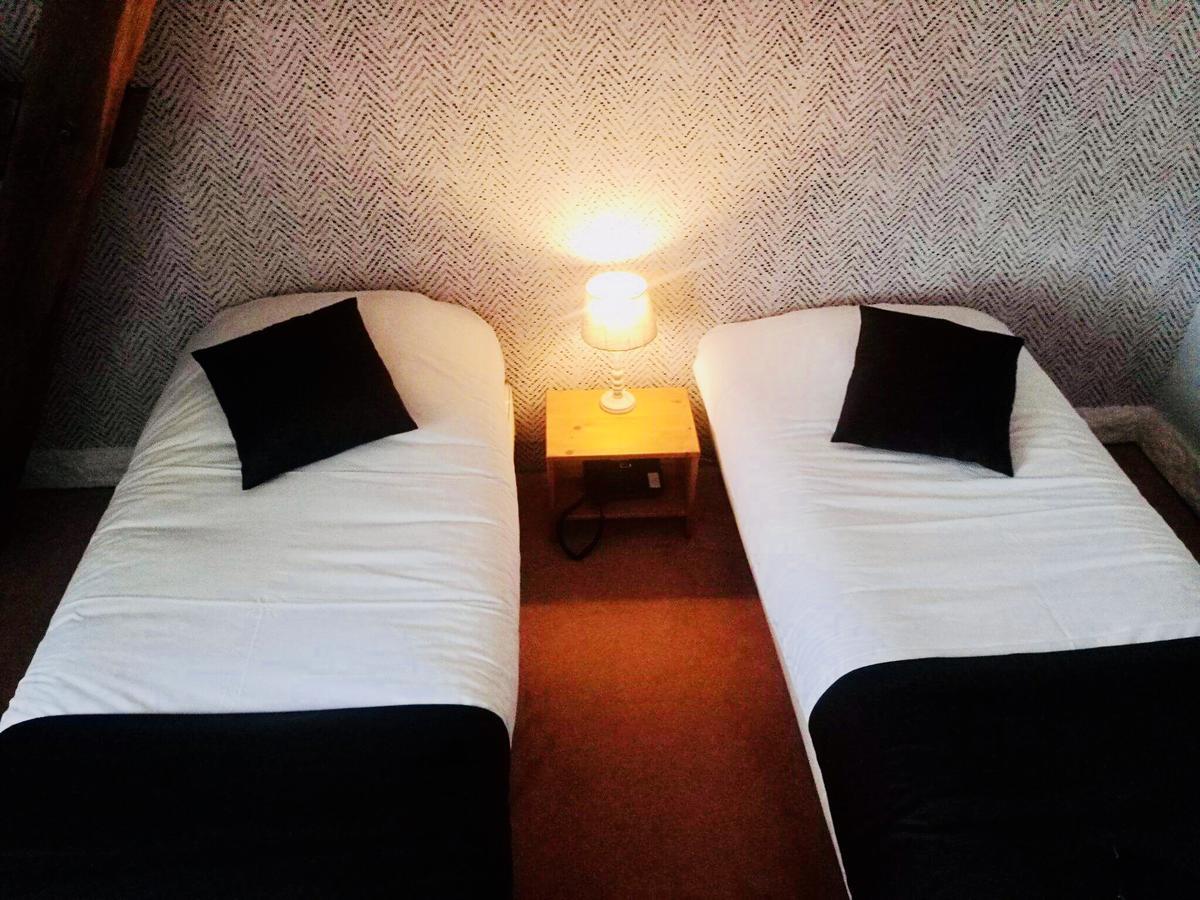 Le Cheval Blanc Hotel Jargeau Екстериор снимка