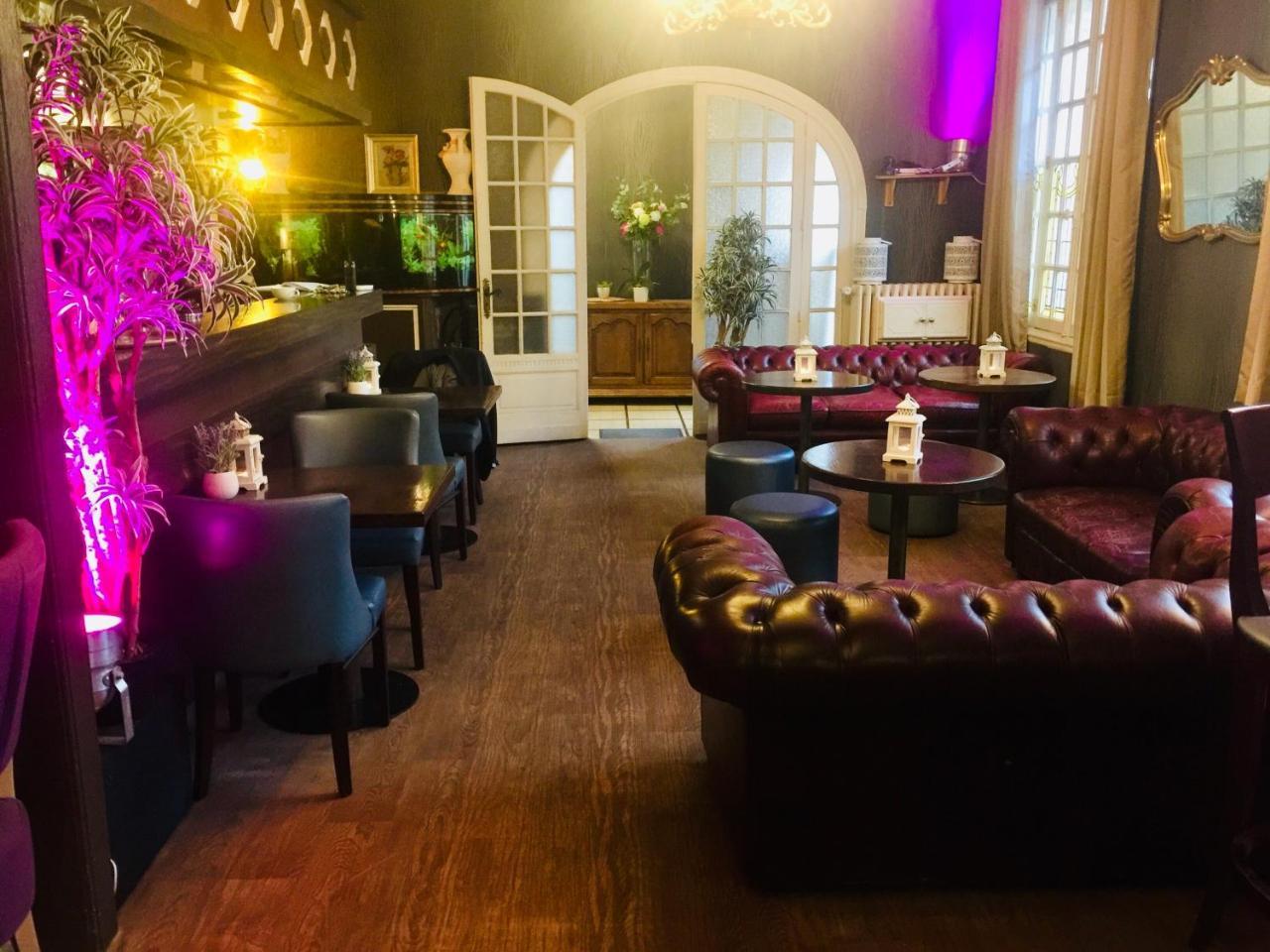 Le Cheval Blanc Hotel Jargeau Екстериор снимка